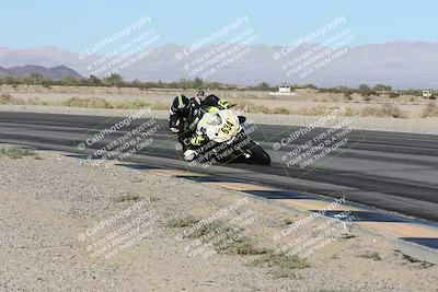 media/Nov-01-2025-CVMA (Sat) [[fc0f7531b8]]/Race 11-Amateur Supersport Open/